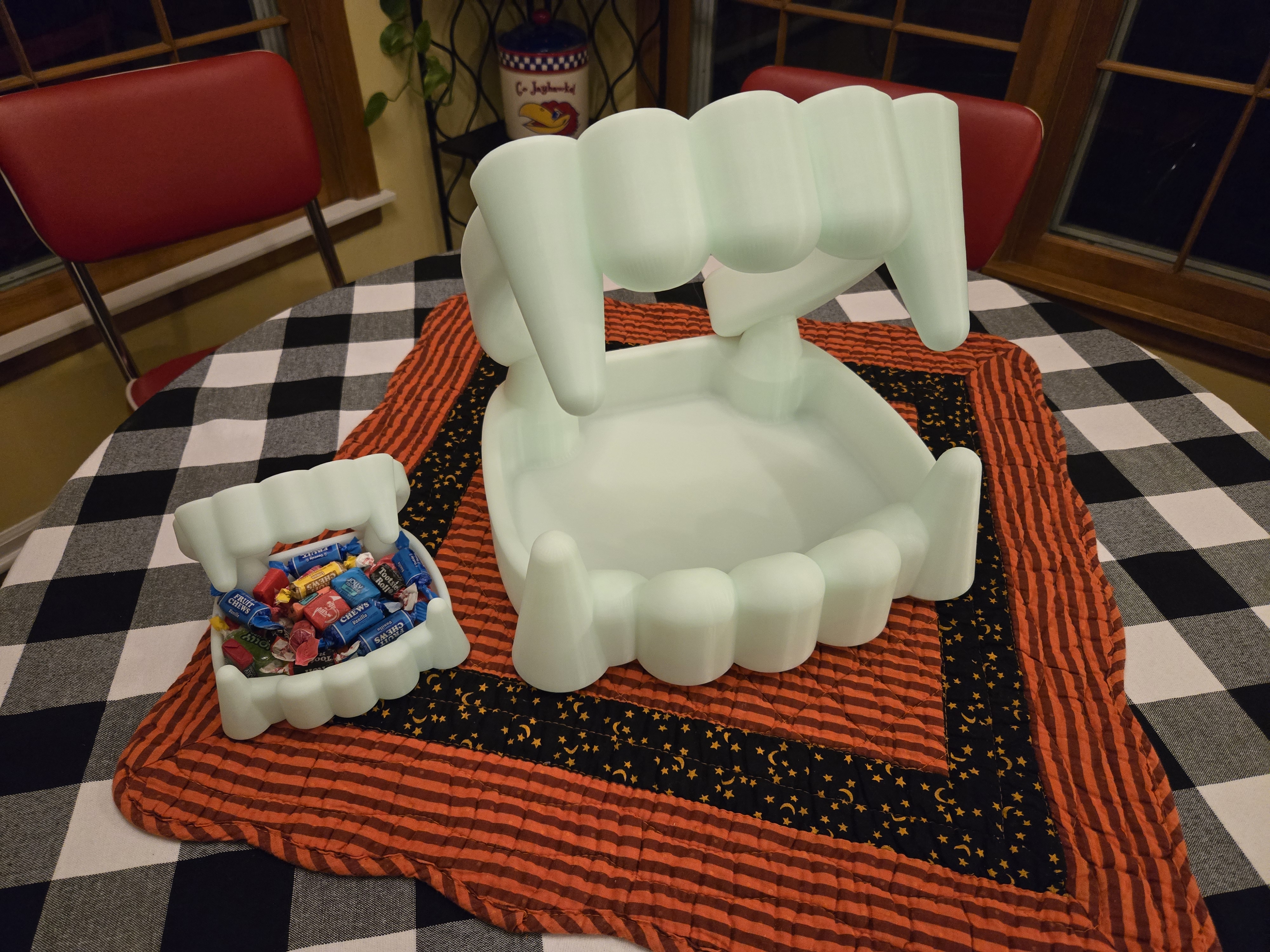 Oversized 3D-printed vampire teeth candy bowl